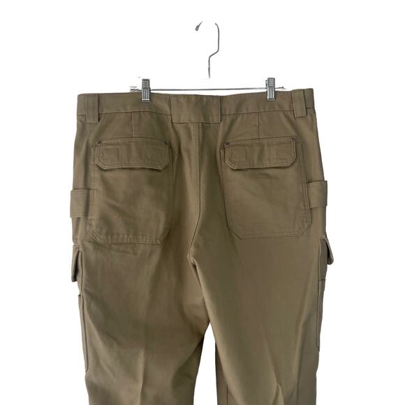 Duluth Trading Co. Men's Size 42 X 30  UPF 50 Tan Firehose Cargo Pants - Picture 5 of 9